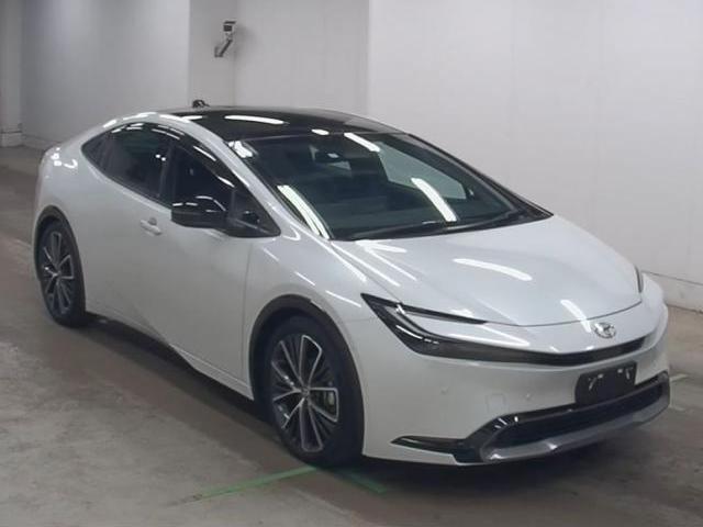 Ref:AUX-23885285 TOYOTA PRIUS 2023 1 2023 Toyota Prius pearl gasoline used car Japan export