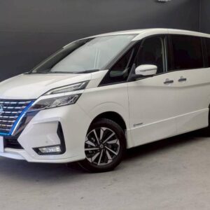 2022 Nissan Serena pearl gasoline used car Japan export