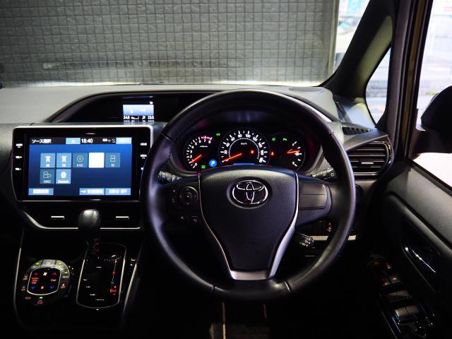 Ref:AUX-23885387 TOYOTA VOXY 2021 12 Ref:AUX-23885387 TOYOTA VOXY 2021 - Image 12