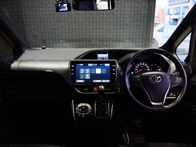 Ref:AUX-23885387 TOYOTA VOXY 2021 3 Ref:AUX-23885387 TOYOTA VOXY 2021 - Image 3