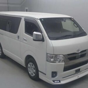 2022 Toyota Hiace Van pearl diesel used car Japan export
