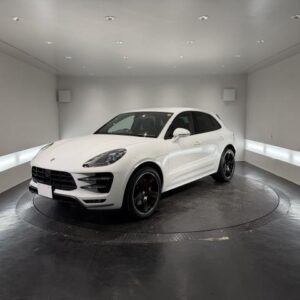 2016 Porsche Macan white gasoline used car Japan export