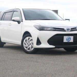 2022 Toyota Corolla Fielder white hybrid used car Japan export