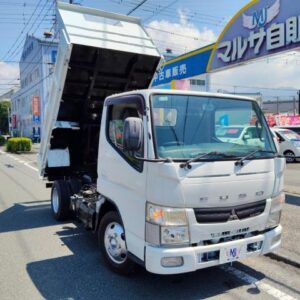 2016 Mitsubishi Fuso Canter white diesel used car Japan export
