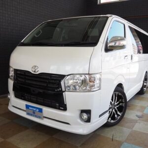 2014 Toyota Hiace Van pearl gasoline used car Japan export