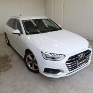 2023 Audi A4 Avant pearl hybrid used car Japan export