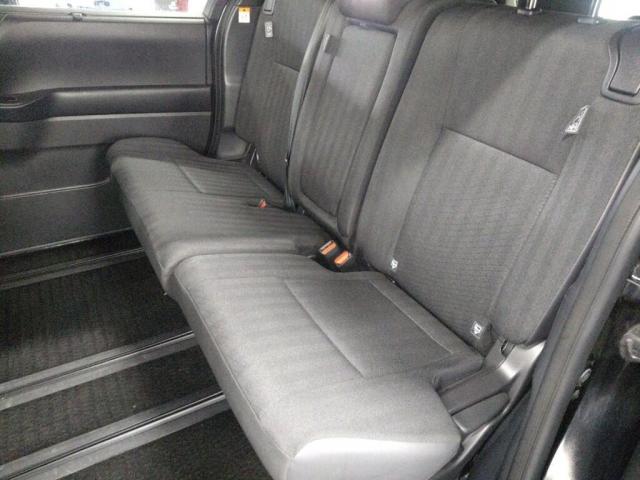 Ref:AUX-23905120 TOYOTA NOAH 2023 4 Ref:AUX-23905120 TOYOTA NOAH 2023 - Image 4