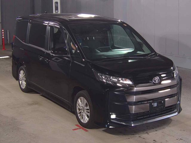 Ref:AUX-23905120 TOYOTA NOAH 2023 1 2023 Toyota Noah black gasoline used car Japan export