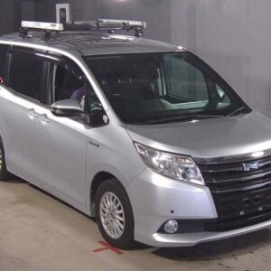 2016 Toyota Noah silver gasoline used car Japan export