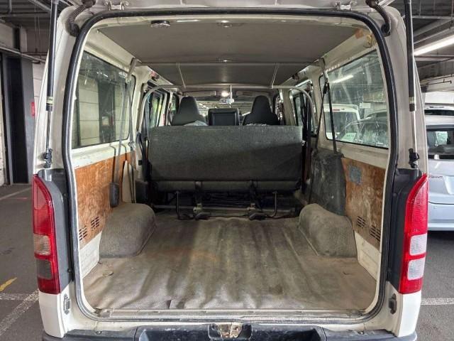 Ref:AUX-23909032 TOYOTA HIACE VAN 2016 3 Ref:AUX-23909032 TOYOTA HIACE VAN 2016 - Image 3