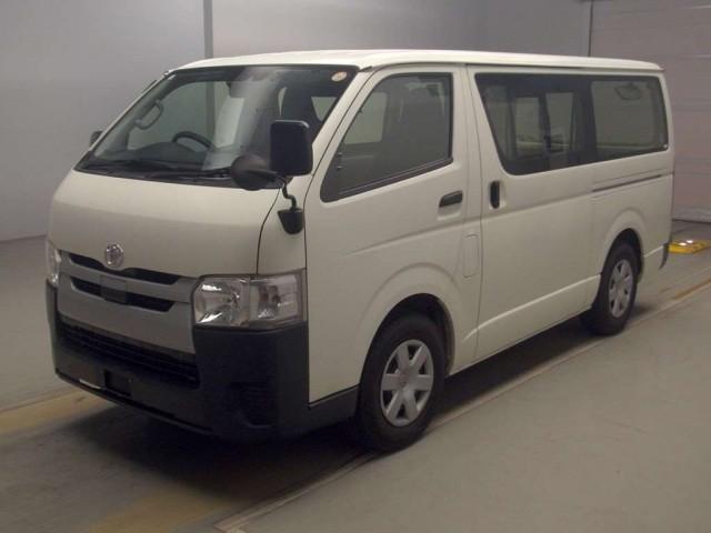 Ref:AUX-23909250 TOYOTA HIACE VAN 2020 1 2020 Toyota Hiace Van white diesel used car Japan export