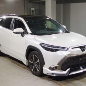 2024 Toyota Corolla Cross pearl gasoline used car Japan export