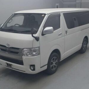 2018 Toyota Hiace Van pearl diesel used car Japan export