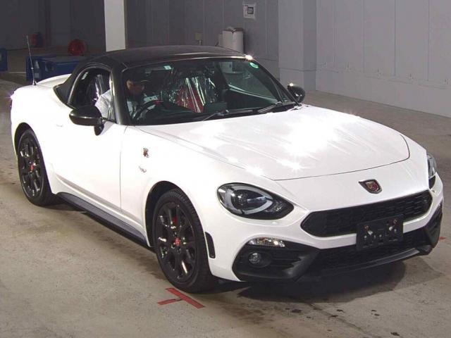 Ref:AUX-23909276 ABARTH ABARTH 124 SPIDER 2019 1 2019 Abarth Abarth 124 Spider pearl gasoline used car Japan export