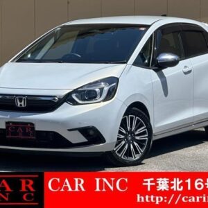 2020 Honda Fit pearl hybrid used car Japan export