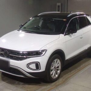 2023 Volkswagen T-Roc white diesel used car Japan export