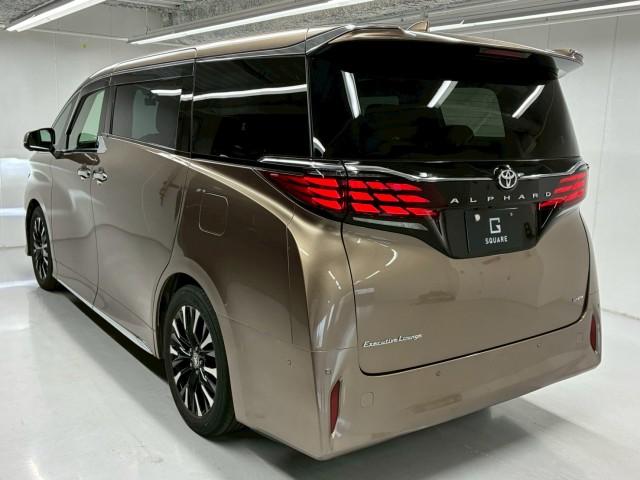 Ref:AUX-23925829 TOYOTA ALPHARD HYBRID 2024 11 Ref:AUX-23925829 TOYOTA ALPHARD HYBRID 2024 - Image 11