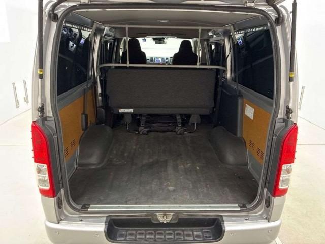 Ref:AUX-23930215 TOYOTA HIACE VAN 2020 3 Ref:AUX-23930215 TOYOTA HIACE VAN 2020 - Image 3