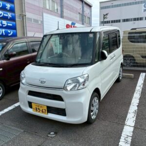 2016 Daihatsu Tanto white gasoline used car Japan export