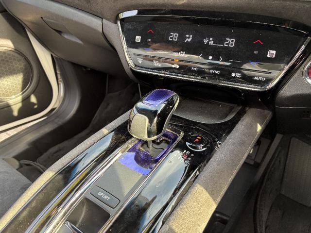 Ref:AUX-23930241 HONDA VEZEL 2017 17 Ref:AUX-23930241 HONDA VEZEL 2017 - Image 17