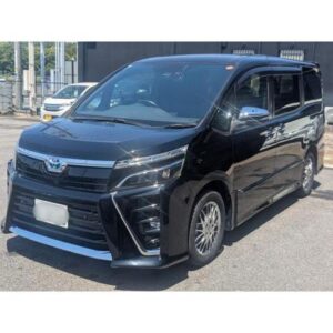 2020 Toyota Voxy black hybrid used car Japan export