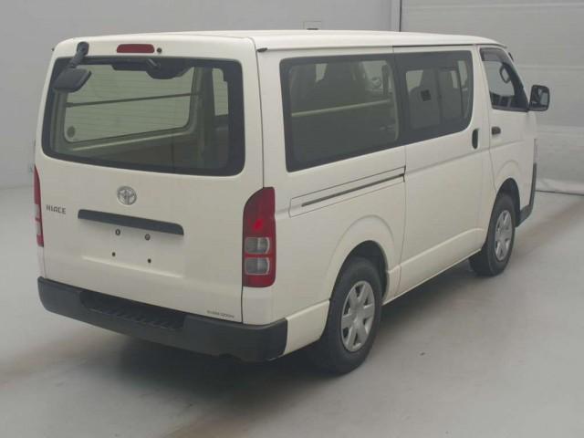 Ref:AUX-23930470 TOYOTA HIACE VAN 2022 2 Ref:AUX-23930470 TOYOTA HIACE VAN 2022 - Image 2