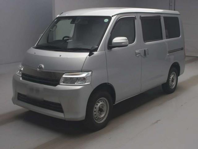 Ref:AUX-23930524 TOYOTA TOWNACE VAN 2022 1 2022 Toyota Townace Van silver gasoline used car Japan export