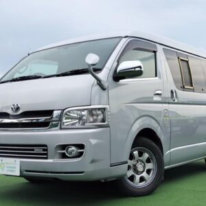 2010 Toyota Hiace Wagon silver gasoline used car Japan export
