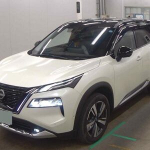 2024 Nissan X-Trail pearl gasoline used car Japan export