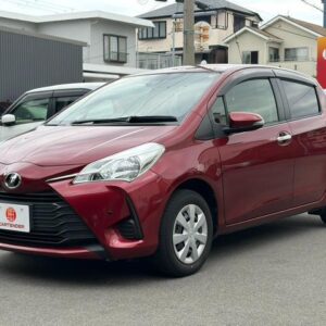 2018 Toyota Vitz red gasoline used car Japan export