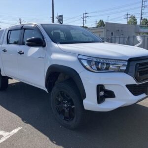 2020 Toyota Hilux white diesel used car Japan export