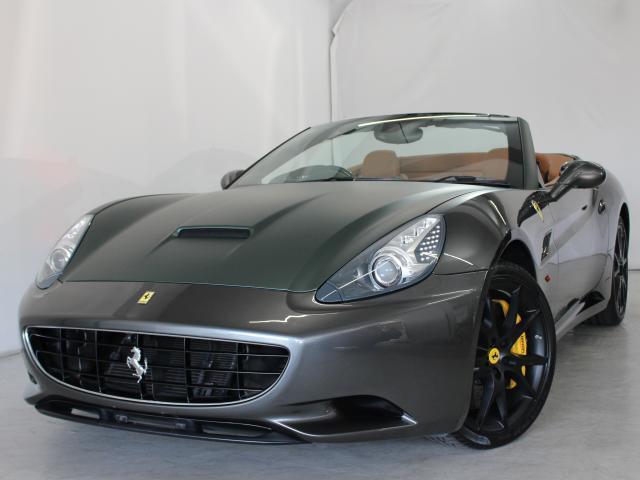 Ref:AUX-23945817 FERRARI CALIFORNIA 2009 1 2009 Ferrari California silver gasoline used car Japan export