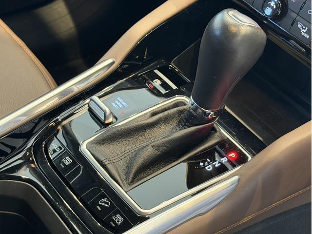 Ref:AUX-23951613 CHRYSLER JEEP JEEP COMMANDER 2024 13 Ref:AUX-23951613 CHRYSLER JEEP JEEP COMMANDER 2024 - Image 13