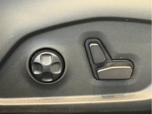 Ref:AUX-23951613 CHRYSLER JEEP JEEP COMMANDER 2024 9 Ref:AUX-23951613 CHRYSLER JEEP JEEP COMMANDER 2024 - Image 9