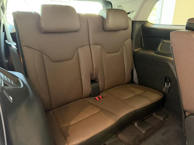 Ref:AUX-23951613 CHRYSLER JEEP JEEP COMMANDER 2024 10 Ref:AUX-23951613 CHRYSLER JEEP JEEP COMMANDER 2024 - Image 10