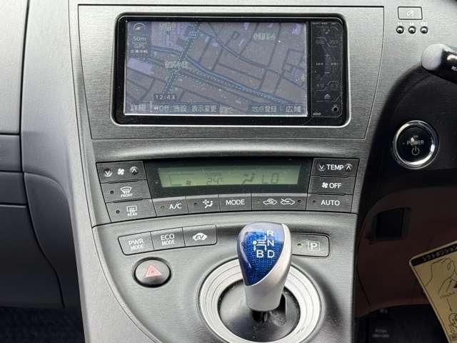 Ref:AUX-23959828 TOYOTA PRIUS 2011 17 Ref:AUX-23959828 TOYOTA PRIUS 2011 - Image 17