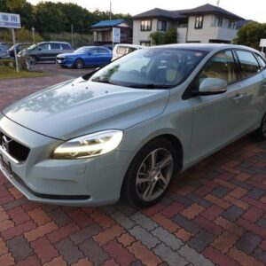 2017 Volvo V40 blue diesel used car Japan export