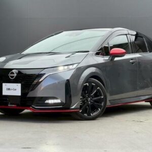 2024 Nissan Aura gray hybrid used car Japan export