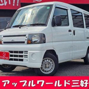 2011 Mitsubishi Minicab Van white gasoline used car Japan export