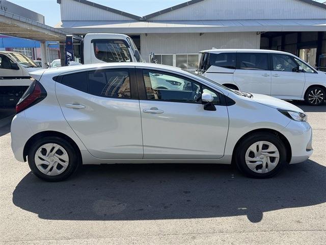 Ref:AUX-23971089 TOYOTA AQUA 2024 4 Ref:AUX-23971089 TOYOTA AQUA 2024 - Image 4