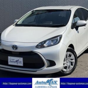 2024 Toyota Aqua pearl gasoline used car Japan export