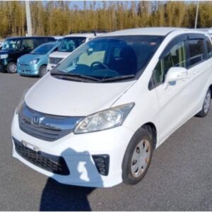 2015 Honda Freed pearl gasoline used car Japan export