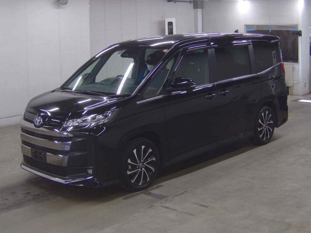 Ref:AUX-23979558 TOYOTA NOAH 2023 4 Ref:AUX-23979558 TOYOTA NOAH 2023 - Image 4