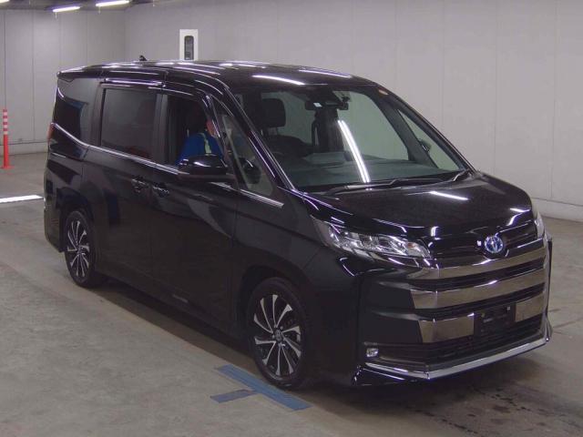 Ref:AUX-23979558 TOYOTA NOAH 2023 1 2023 Toyota Noah black gasoline used car Japan export