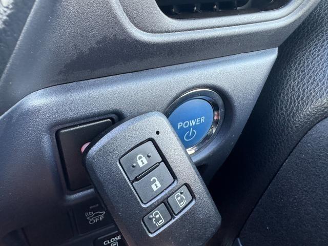 Ref:AUX-23979901 TOYOTA VOXY 2015 15 Ref:AUX-23979901 TOYOTA VOXY 2015 - Image 15