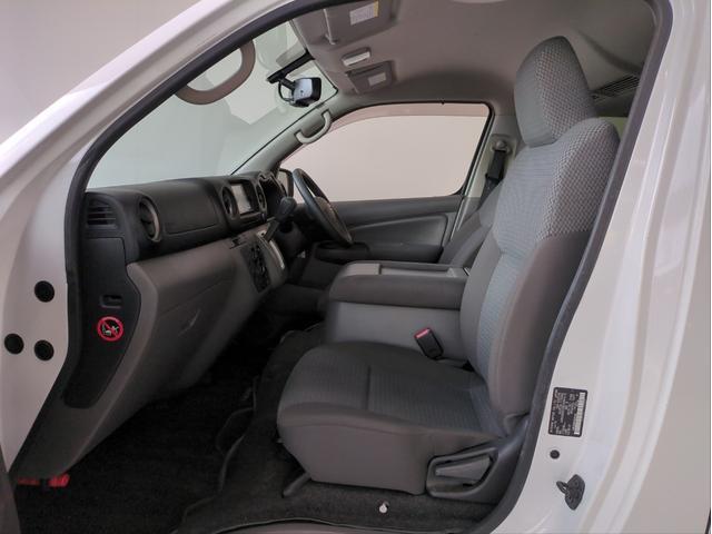 Ref:AUX-23986089 NISSAN NV350CARAVAN WAGON 2021 6 Ref:AUX-23986089 NISSAN NV350CARAVAN WAGON 2021 - Image 6