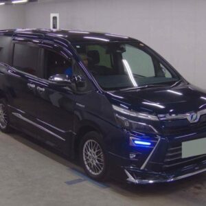 2018 Toyota Voxy black gasoline used car Japan export