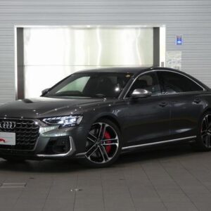 2025 Audi S8 gray gasoline used car Japan export