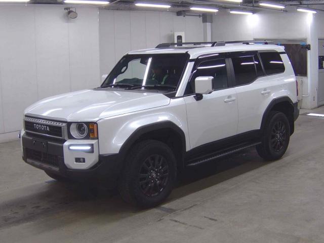 Ref:AUX-23986607 TOYOTA LAND CRUISER 250 2024 4 Ref:AUX-23986607 TOYOTA LAND CRUISER 250 2024 - Image 4