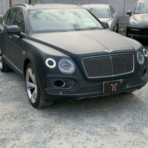 2019 Bentley Bentayga gold gasoline used car Japan export